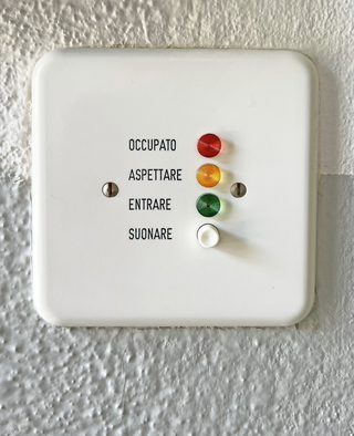 L'archivio razionalizzato e fruibile, In un archivio si pu&ograve; entrare, in un deposito no