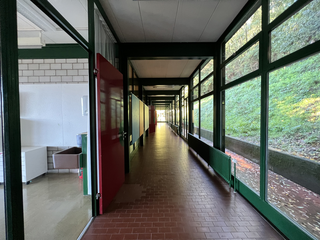 La scuola elementare di Bissone, Il primo piano